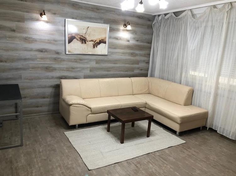 Apartament cu 2 camere semidecomandat, mobilat în Elisabetin