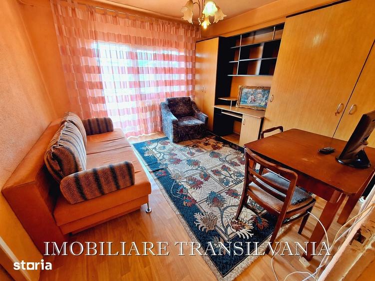 Garsonieră decomandată în Central