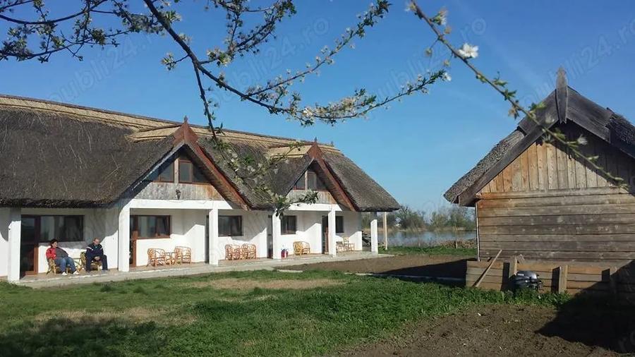 Casă cu 6 camere în Chilia Veche