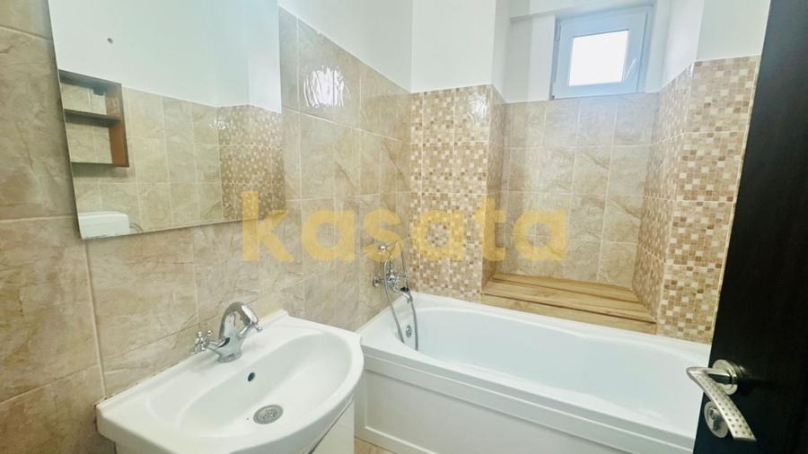 Apartament cu 3 camere decomandat în Colentina