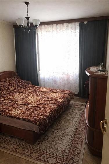 Apartament cu 3 camere decomandat, mobilat în Gară