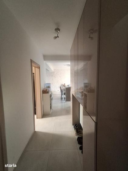 Casă cu 4 camere cu Teren 190 Mp în Domnești