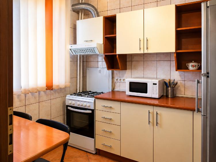 Apartament cu 2 camere semidecomandat în Pajura