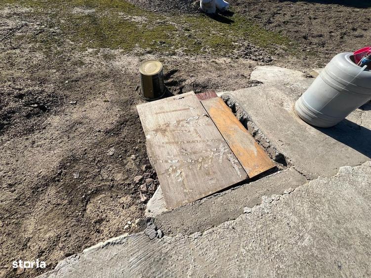 Casă cu 2 camere decomandat în Braniștea