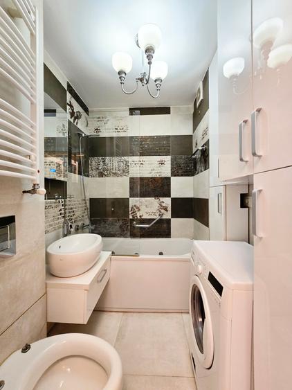 Apartament cu 2 camere decomandat în Central