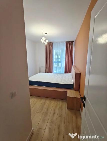 Apartament 3 camere semidecomandat zona Cetatii - 5