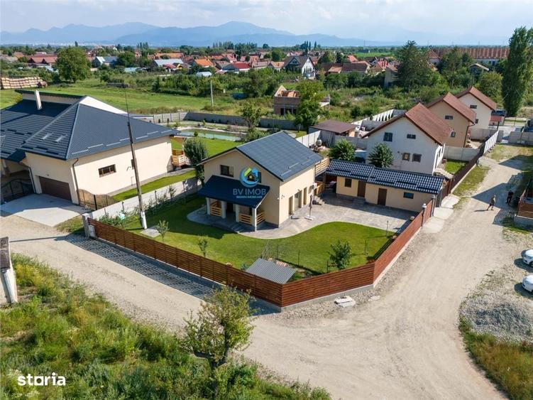 Casă cu 4 camere cu Teren 680 Mp în Hălchiu
