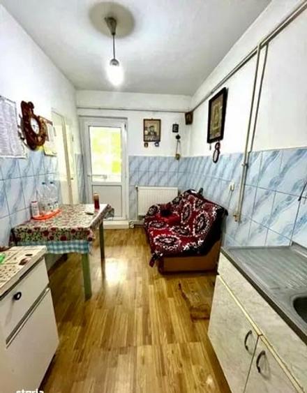 4 camere Călărașilor 81mp Et 6/10 - 3