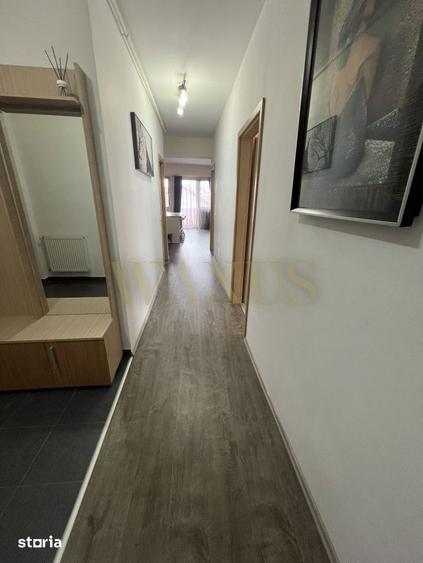 Apartament cu 3 camere, mobilat în Central