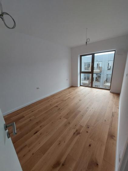 Apartament cu 2 camere decomandat în Sisești