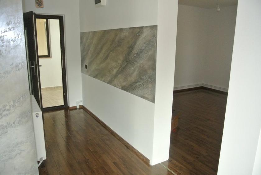 Birou, de 120 mp, în Ultracentral