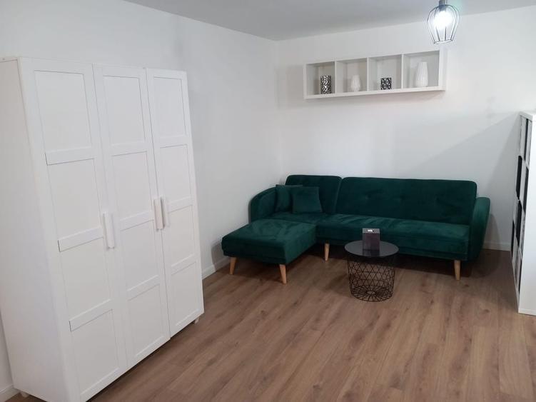 Garsonieră decomandată în Micălaca
