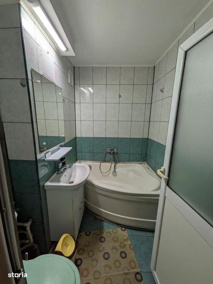 Apartament cu 2 camere semidecomandat în Calea București