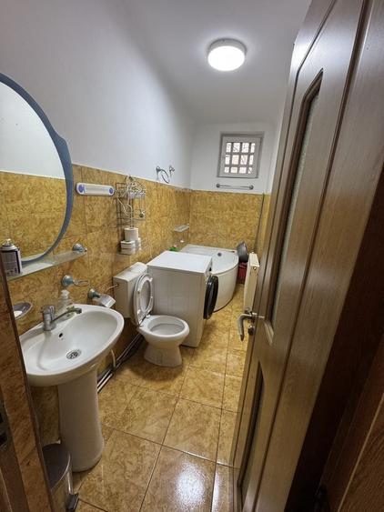 Apartament cu 2 camere decomandat în Bârlad