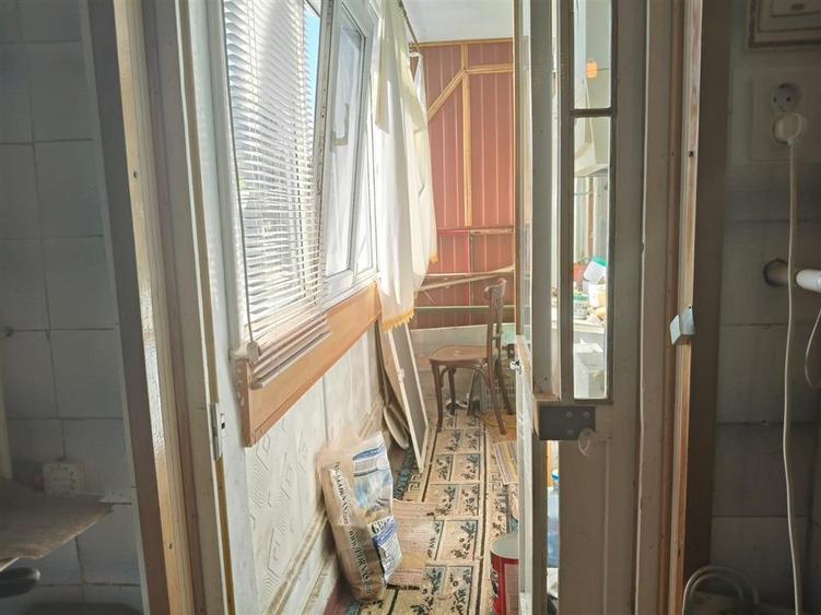 Apartament cu 4 camere decomandat în Plantelor