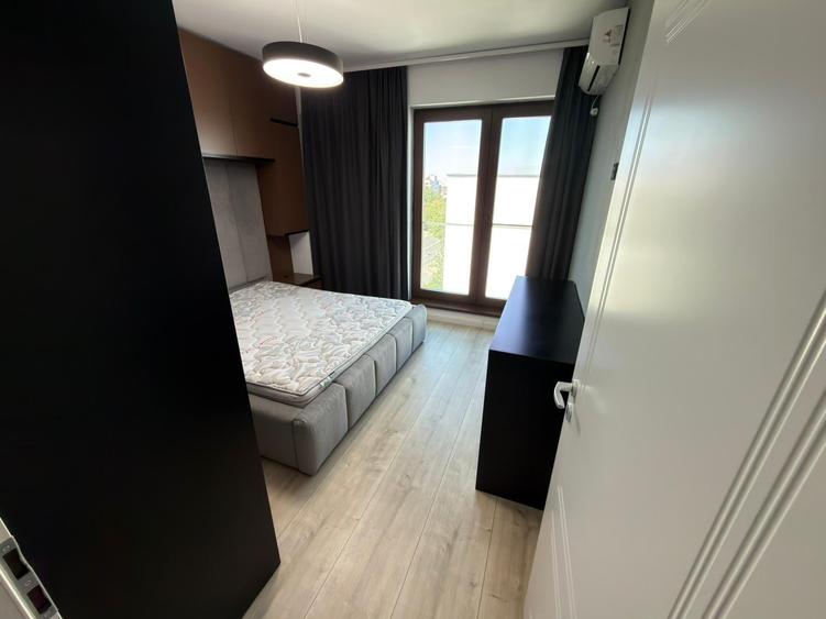 Apartament cu 3 camere în Sisești