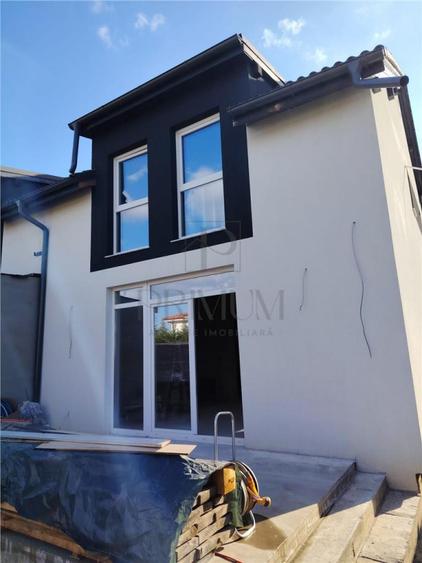 Duplex superb - finisaje premium - perete despartitor izola - 2