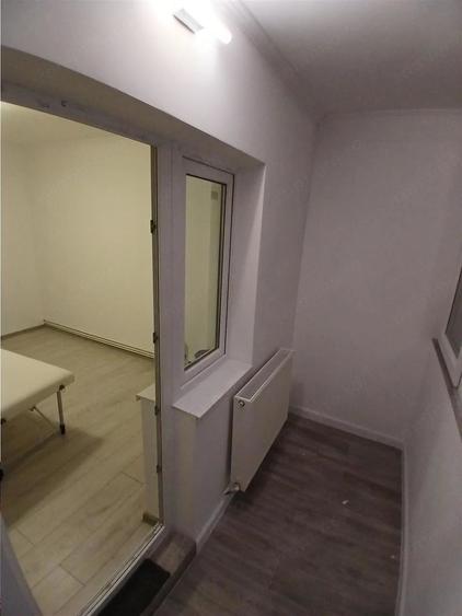 Apartament cu 3 camere decomandat în Lipovei