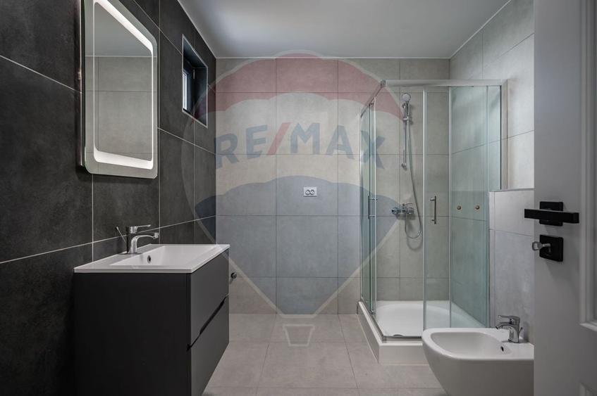Casă individuală cu 5 camere cu Teren 507 Mp în Cernica