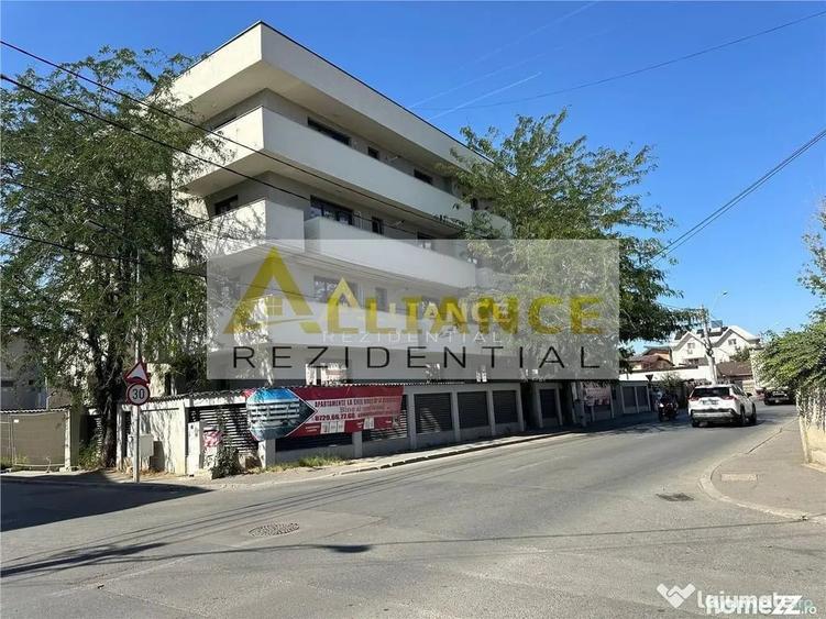 Apartament cu 2 camere decomandat în Apărătorii Patriei