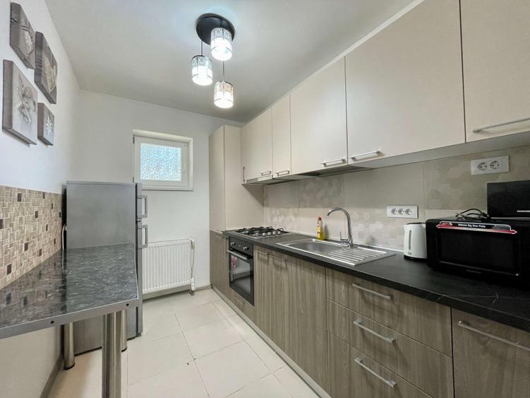 Apartament cu 2 camere semidecomandat în Tătărași