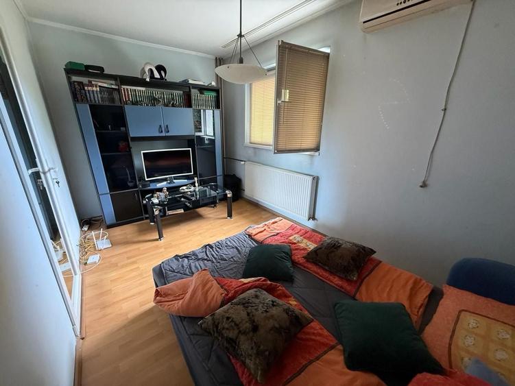 Apartament cu 3 camere în Spitalul Județean