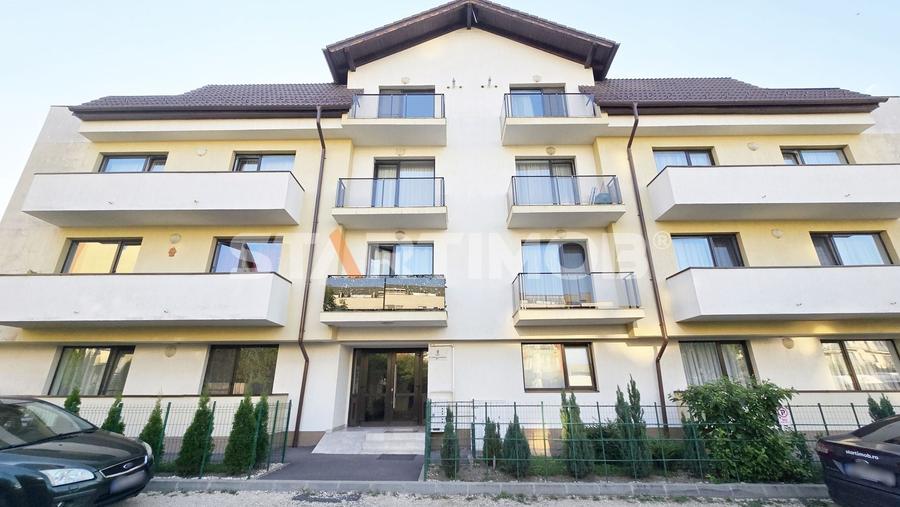 Apartament cu 3 camere decomandat, mobilat în Tractorul