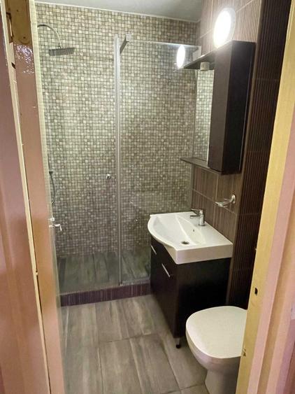 Apartament cu 3 camere decomandat, mobilat în Ultracentral