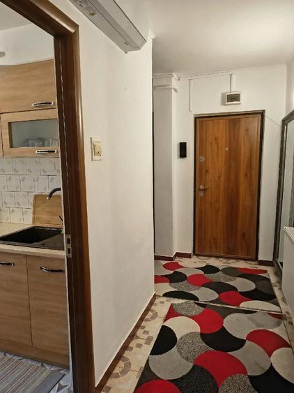 Apartament cu 4 camere decomandat în Ultracentral