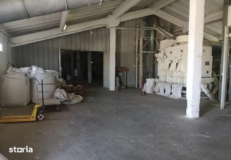 Spațiu comercial, de 10,216 mp, în Baia