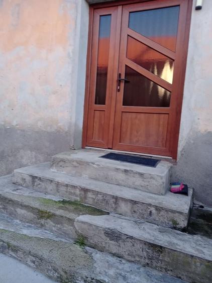 Casă cu 3 camere în Câlnic