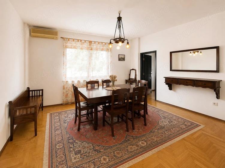 Apartament cu 3 camere decomandat în Romană