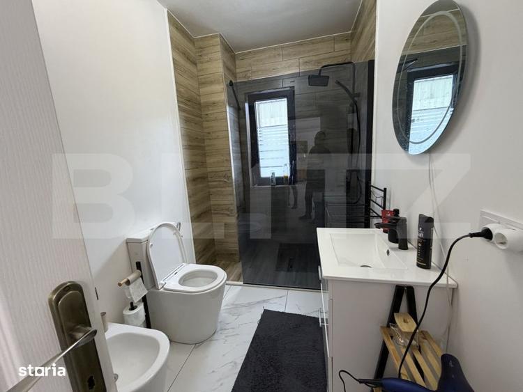 Apartament cu 3 camere decomandat în Crișeni