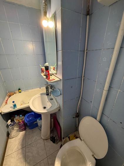 Apartament cu 3 camere decomandat în Milcov