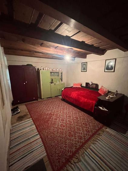 Casă cu 2 camere în Păsăreni