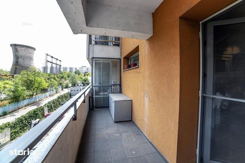 Apartament cu 3 camere semidecomandat în Militari