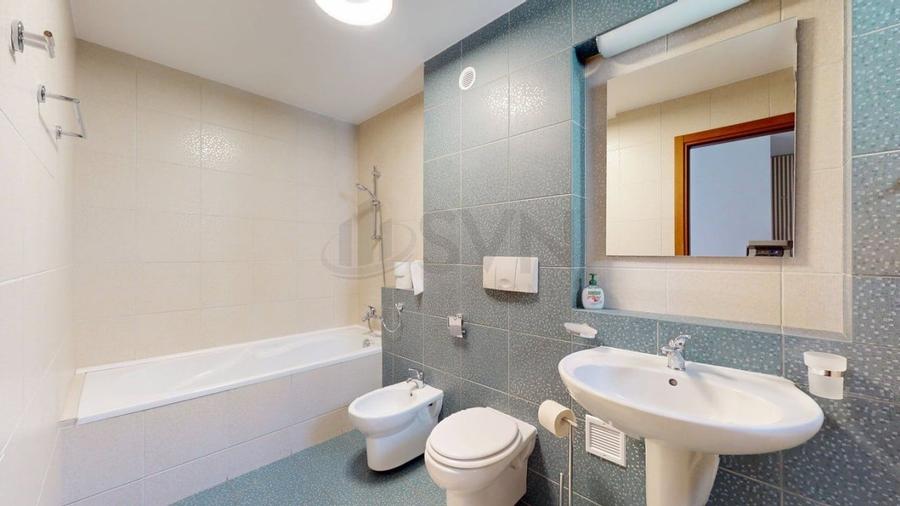 Apartament cu 3 camere semidecomandat, mobilat în Aviatorilor