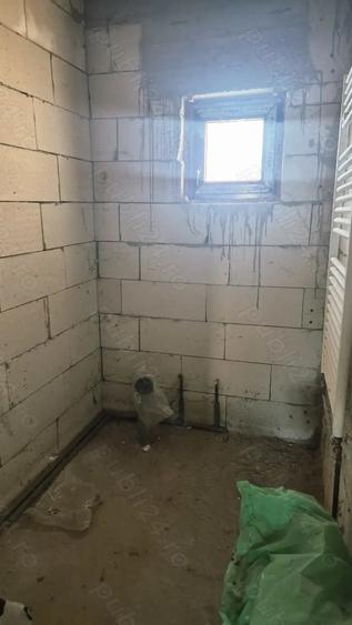 Casă cu 3 camere în Fibiș