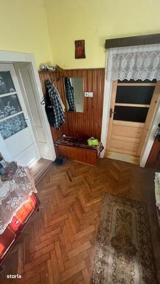 Casă cu 3 camere în Careiului
