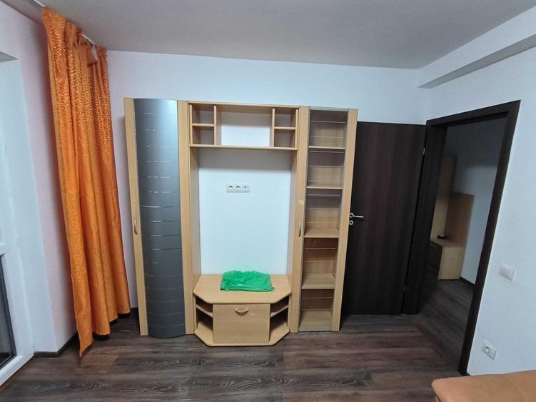 Apartament cu 2 camere decomandat în Exterior Vest