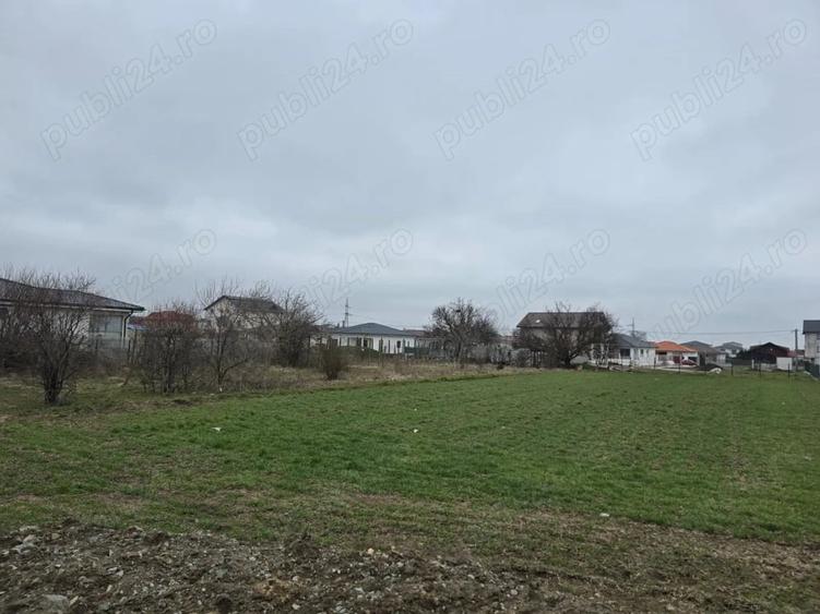 Teren de 1080 mp, în Cumpăna