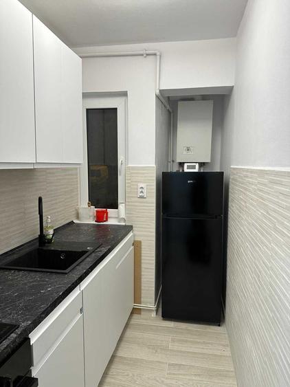 Apartament cu 2 camere semidecomandat în Cedonia
