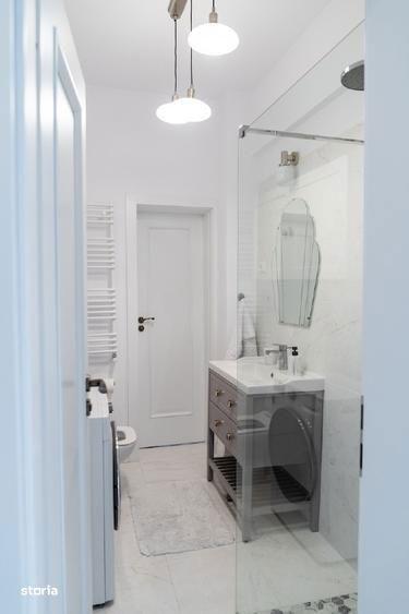 Apartament cu 2 camere semidecomandat în Universitate