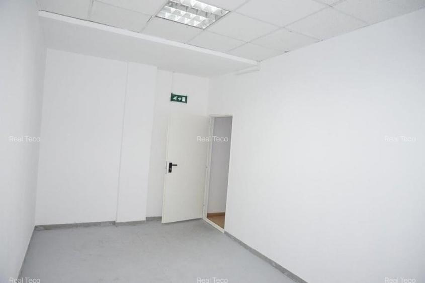 Spațiu comercial, de 200 mp, în Sebastian