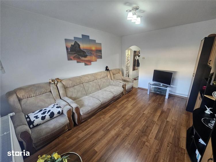 Apartament cu 2 camere decomandat în Calea Caransebeșului