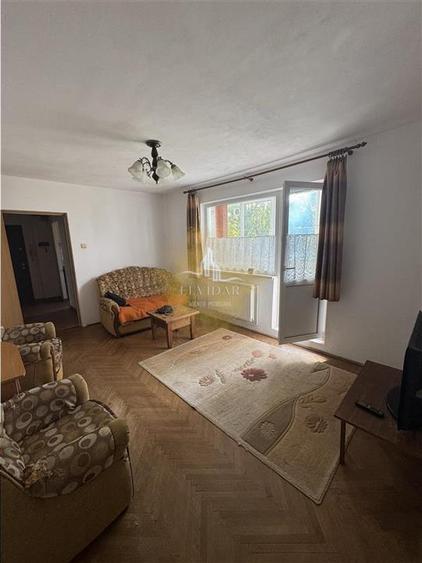 Apartament 3 camere - Zona Dacia | Etaj 2 | Centrala proprie - 1