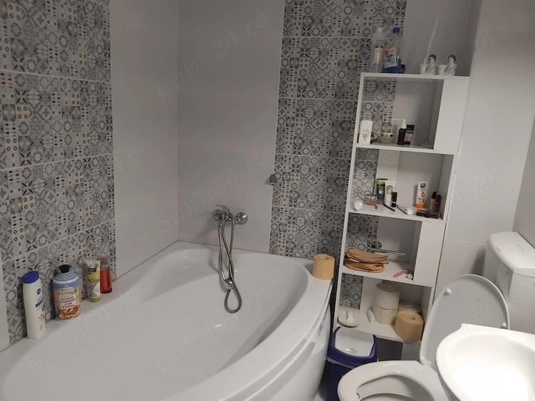 Casă cu Teren 200 Mp în Sud