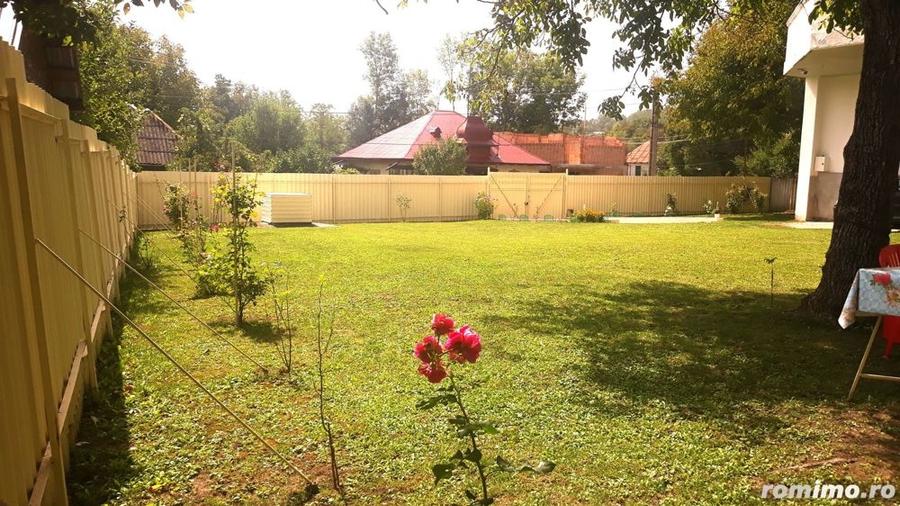 Casă cu 24 camere cu Teren 4300 Mp în Central