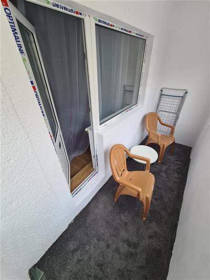Apartament cu 3 camere decomandat, mobilat în Răcădău