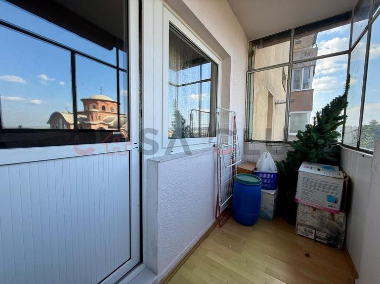 Apartament cu 4 camere decomandat, mobilat în Zorilor